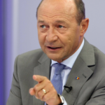 traian basescu trage un puternic semnal de alarma sa i spuna cineva lui nicusor dan suntem intr un moment de criza majora 6a6113fdf0cb9
