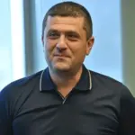 video radu miruta o acuza pe directoarea cenafer ca si a facut atelier de ciocolata si casa intr o cladire a ministerului transporturilor 6a5923ef2cf0d