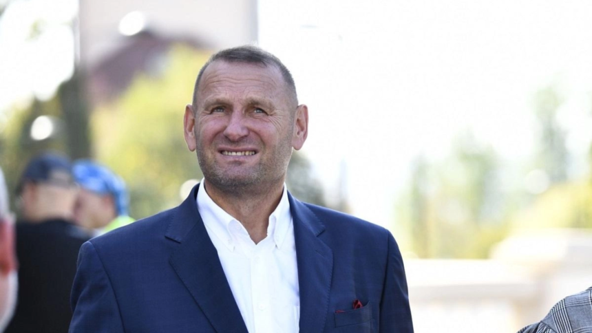 viorel catarama acuza ca gigi becali calca in picioare valorile fundamentale ale crestinismului 6a6ceaa0021f5