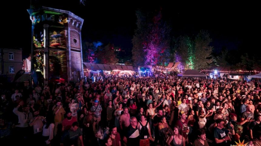 zdob si zdub ladaniva baba zula si alti artisti internationali vin la balkanik festival in parcul tei petrecerea e in toi in parcul tei in ultimele zile ale verii be9a5d1d