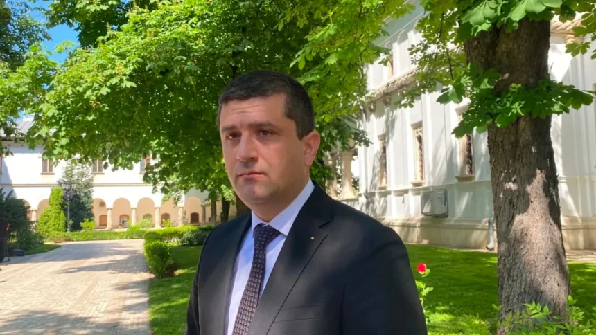 anul nu incepe in luna august radu miruta ataca psd pe doua fronturi metrorex si cfr 6a8613a426e8a