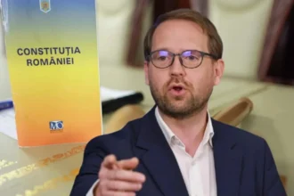 avem motivarea ccr pe amendamentul fritz curtea spune ca nu l sanctioneaza retroactiv ci incheie un mandat viciat de ce cade acum toata transparenta declaratiilor docu 6a8867048bce5
