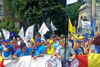 cartel alfa anunta protest la ministerul muncii blocarea negocierii contractelor colective de munca trebuie sa inceteze 6a8bbc0d00878