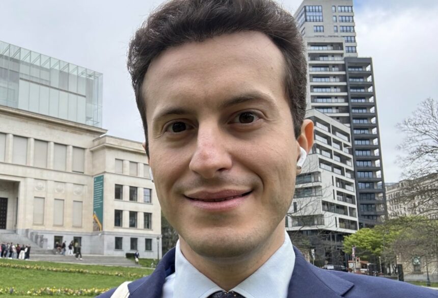 cine ii va lua locul lui claudiu nasui in parlamentul romaniei primul pe lista supleantilor usr bucuresti 6a8d66b4b8e33