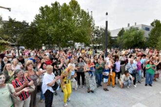 dansuri grecesti si recitaluri in acest weekend in piateta favorit bucurestenii sunt invitati la dans la noua editie a serilor culturale 6a8827f850438