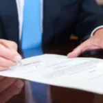 decoratii pentru securisti si infractori cotroceniul prin cancelaria ordinelor se opune vanatorii retroactive propusa de usr si societatea civila tardiv si imposibil de pus in p 6a82dab43f675