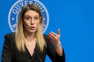 dupa boom ul panourilor fotovoltaice statul schimba strategia program de 400 de milioane de lei pus in consultare in plina disputa privind prosumatorii cat poate primi fiecare beneficiar 6a84a165da639