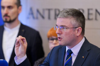 ministerul economiei lanseaza platforma de dialog strategic cu mediul de afaceri si societatea civila darau deciziile nu vor mai fi luate din spatele unui birou 6a855387785cc