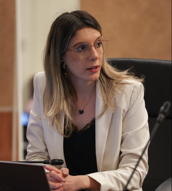 ministra mediului 2 7 milioane de lei au investit romsilva si directia silvica prahova in sediul lor care a iesit mai mult cabana decat sediu administrativ 6a8ea31d8db90