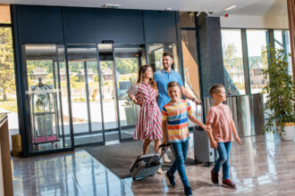 p ce diferenta este intre hotel resort si aparthotel in vacanta 6a842531dea09