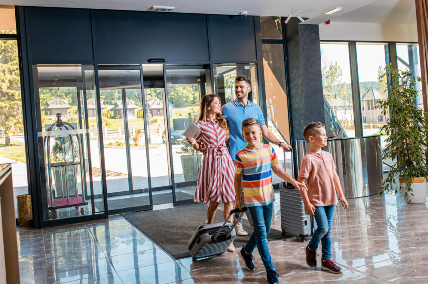 p ce diferenta este intre hotel resort si aparthotel in vacanta 6a842531dea09