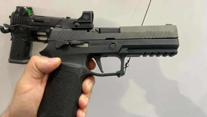 scandal cu focuri de arma un primar a tras cu pistolul dupa un conflict la o tranzactie 6a8ee7139b5c4