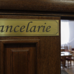 schimbari importante pentru profesori in noua lege a salarizarii vechimea din afara scolii poate conta la salariu iar directorii pot primi bani in plus 6a88569d5a924