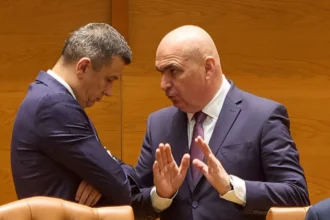 surse scenariu pentru formarea viitorului guvern fie ca e tomac fie ca e nazare va trebui o intelegere intre psd si pnl 6a8eee1bd3ade