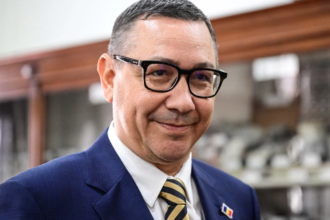 victor ponta iese la atac si critica modul in care sunt adoptate legi guvernul care stinge lumina nici daca esti chatgpt nu poti sa le faci atat de repede 6a6ef9f707519