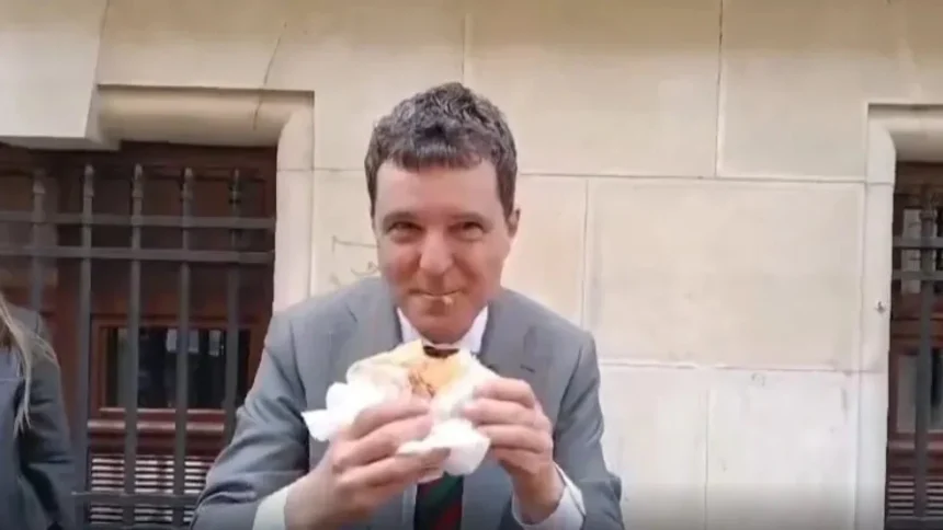 video nicusor dan a mancat o loredana groza o lauda mihai bendeac face haz povestea merdenelei care a impartit internetul 6a89badcb0602