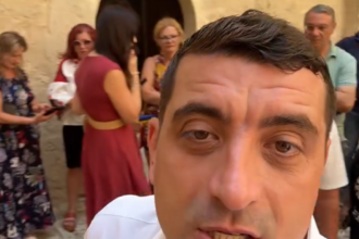 video simion abandonat in italia doar 20 de romani prezenti si aceia adusi fortat 6a6e5620c4b0e