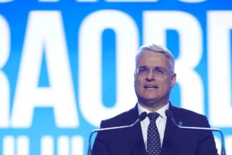 vor creste taxele pentru mediul privat dragos pislaru il invoca pe eugen radulescu a atras atentia asupra acestor riscuri 6a8d9a474b199