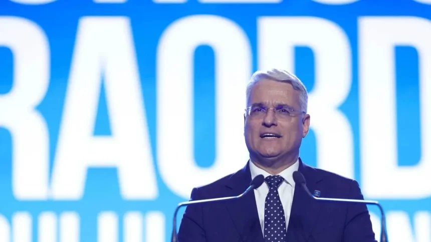 vor creste taxele pentru mediul privat dragos pislaru il invoca pe eugen radulescu a atras atentia asupra acestor riscuri 6a8d9a474b199