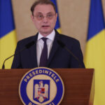 cabinetul luca niculescu e gata psd revine in forta la guvernare cu 11 ministri sprijinit din umbra de pnl si udmr 6ad08adacf49f